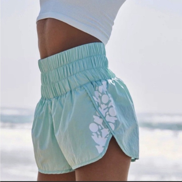 free people movement Pants - Free People Movement The Way Home Shorts Size XL